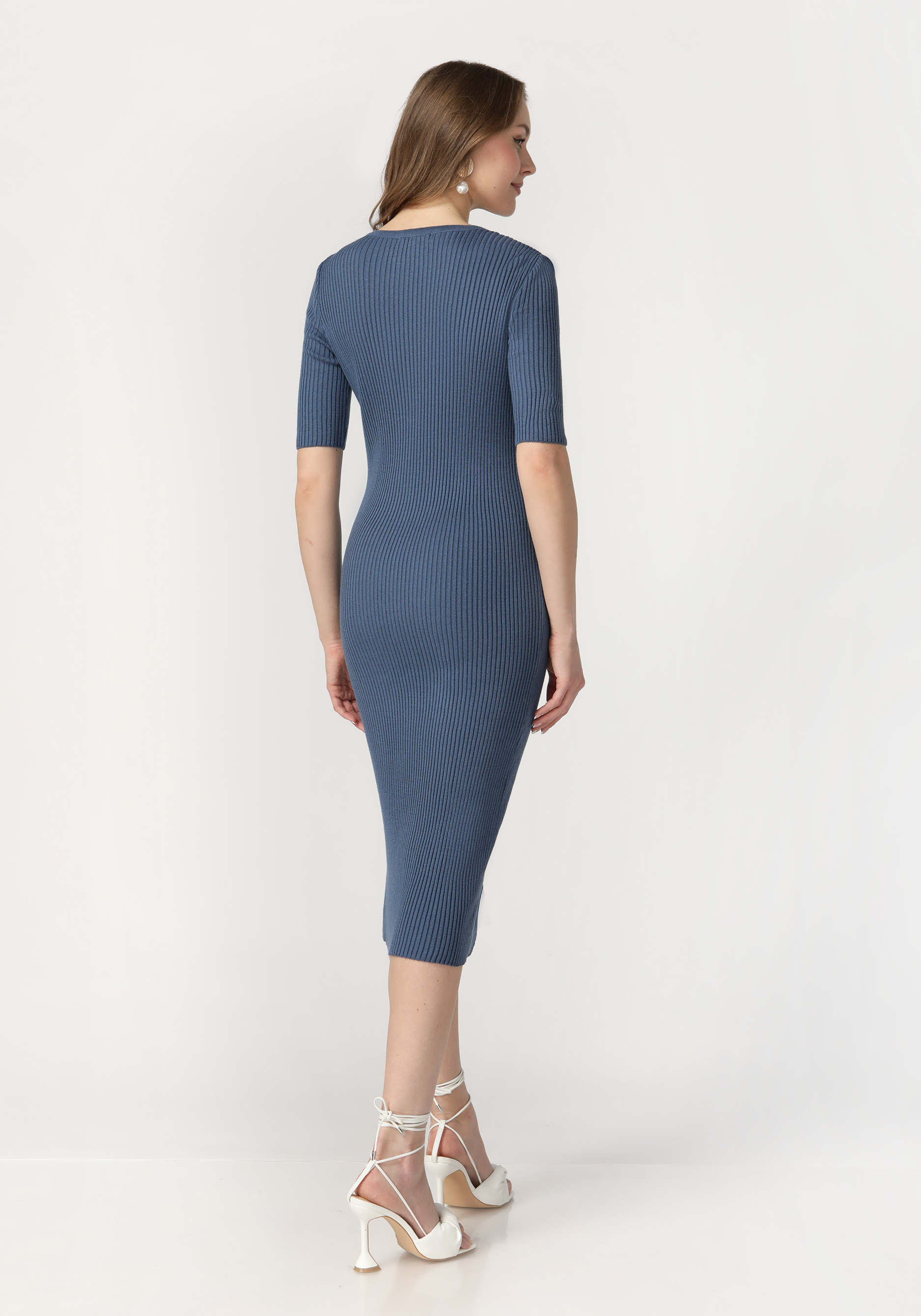 Платье прямое миди с V-образным вырезом Vivawool, размер 50, цвет бежевый - фото 2