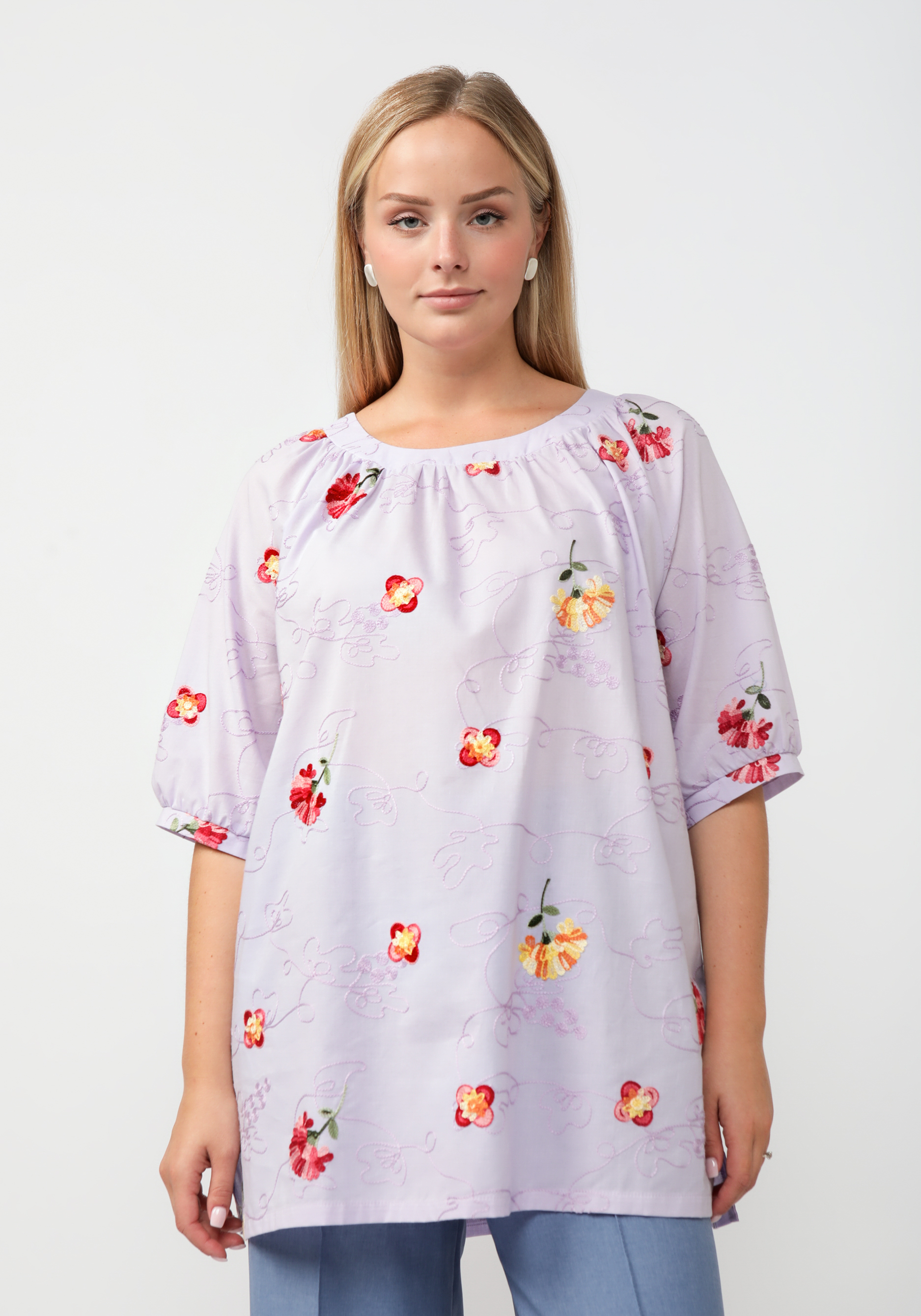 Блуза свободного кроя с цветочной вышивкой Manhattan, размер 56 - фото 4