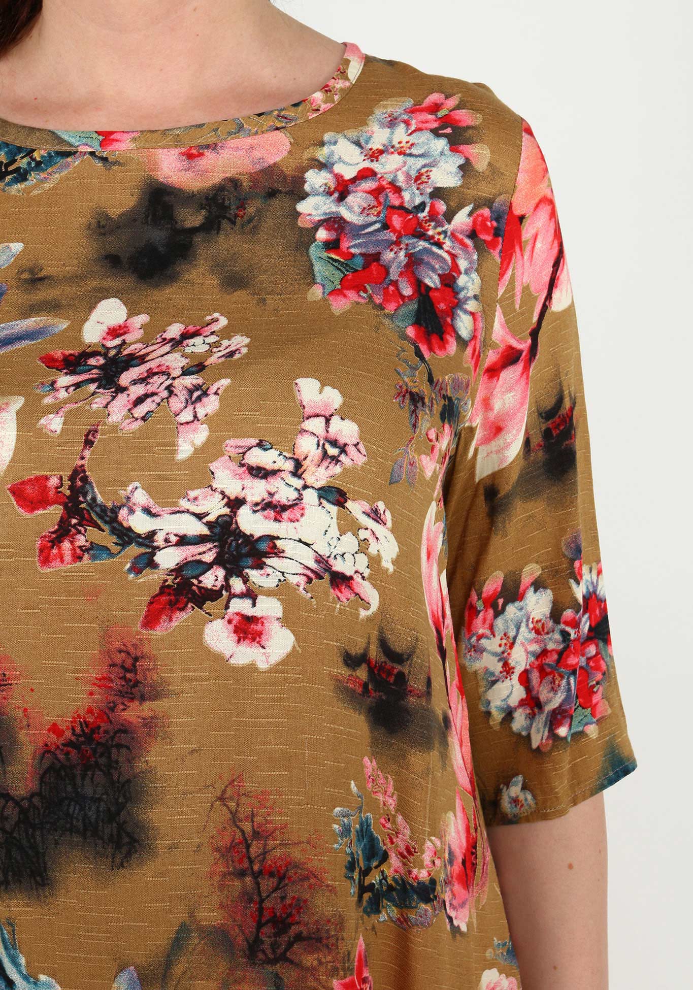 Блуза свободная с удлиненной спинкой Bianka Modeno, размер 54, цвет бежевый - фото 5