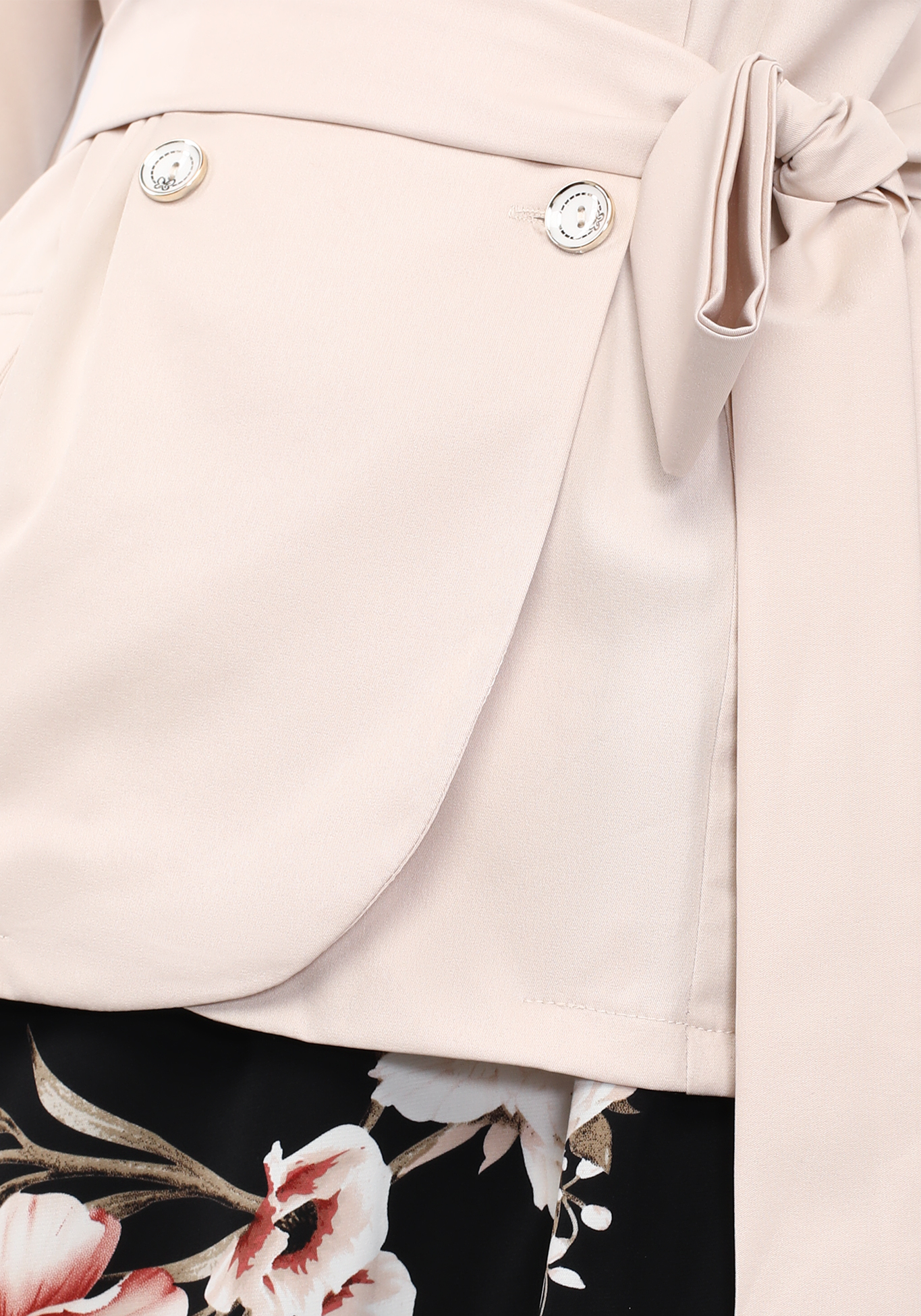 Костюм; жакет с поясом и юбкой Bianka Modeno, размер 52, цвет бежевый - фото 10