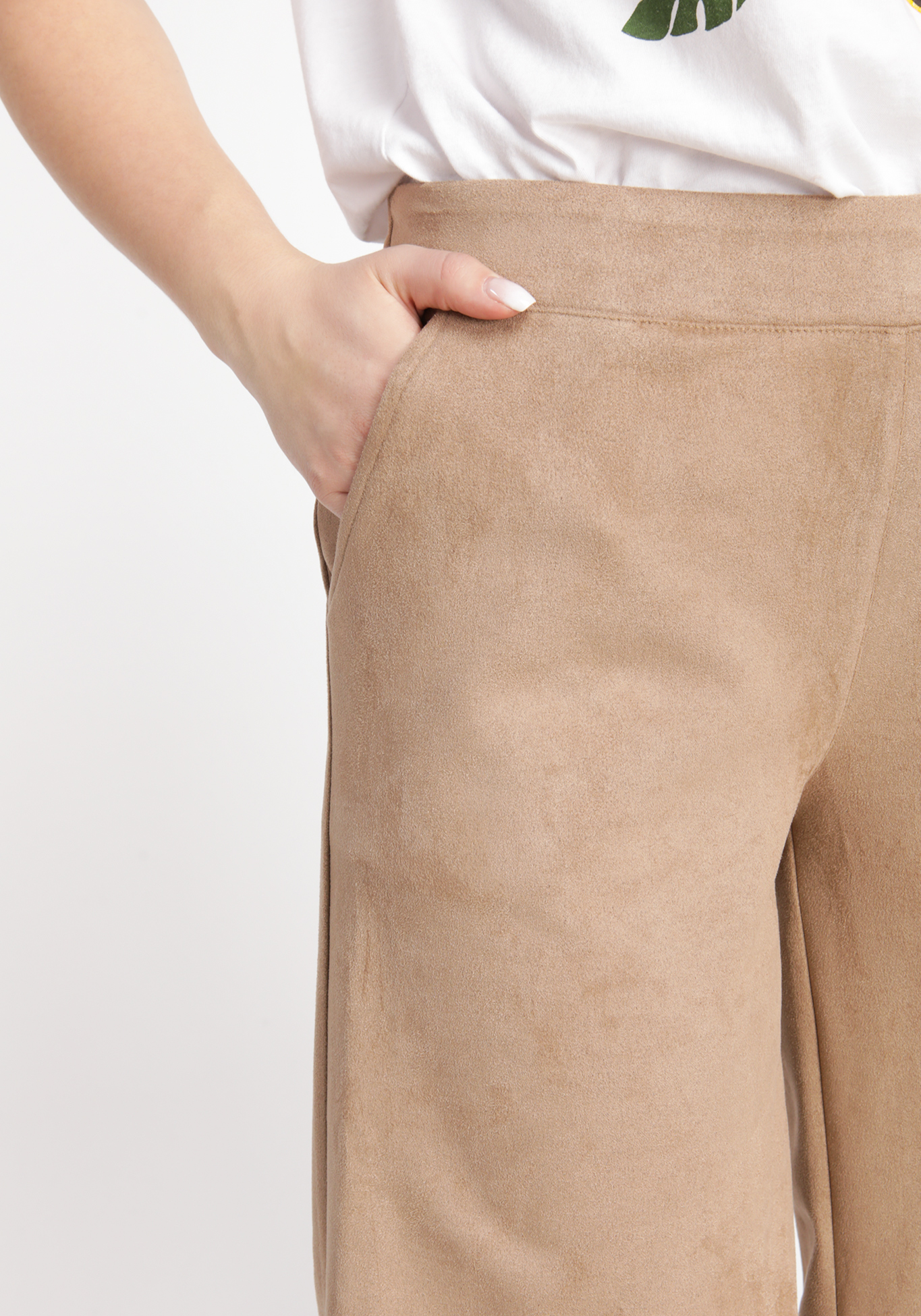 Шорты женские ниже колена из эко-замши Star Fashion, размер 50, цвет бежевый - фото 4