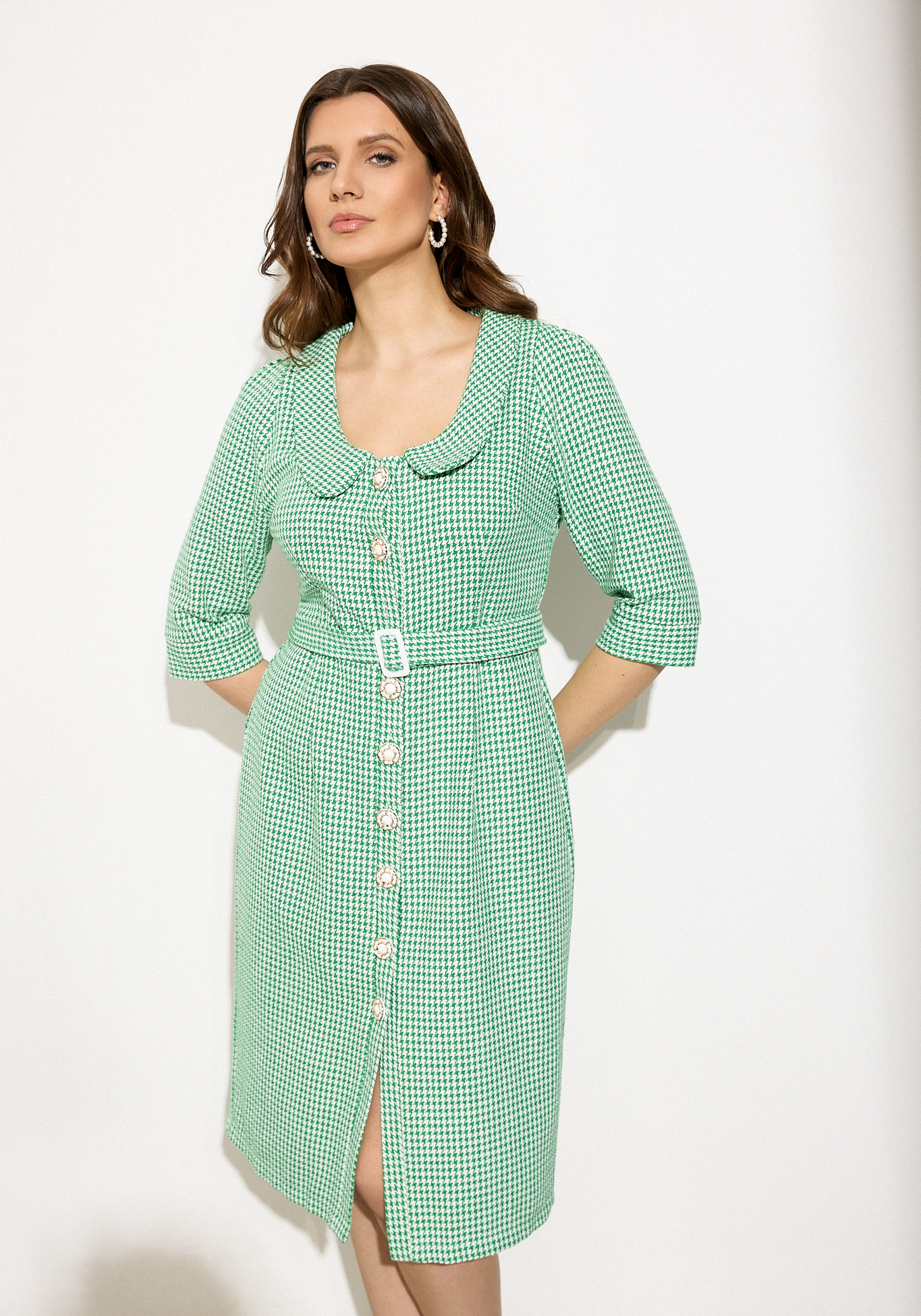 Платье на пуговицах с поясом в комплекте жен сарафан лето зеленый р 48
