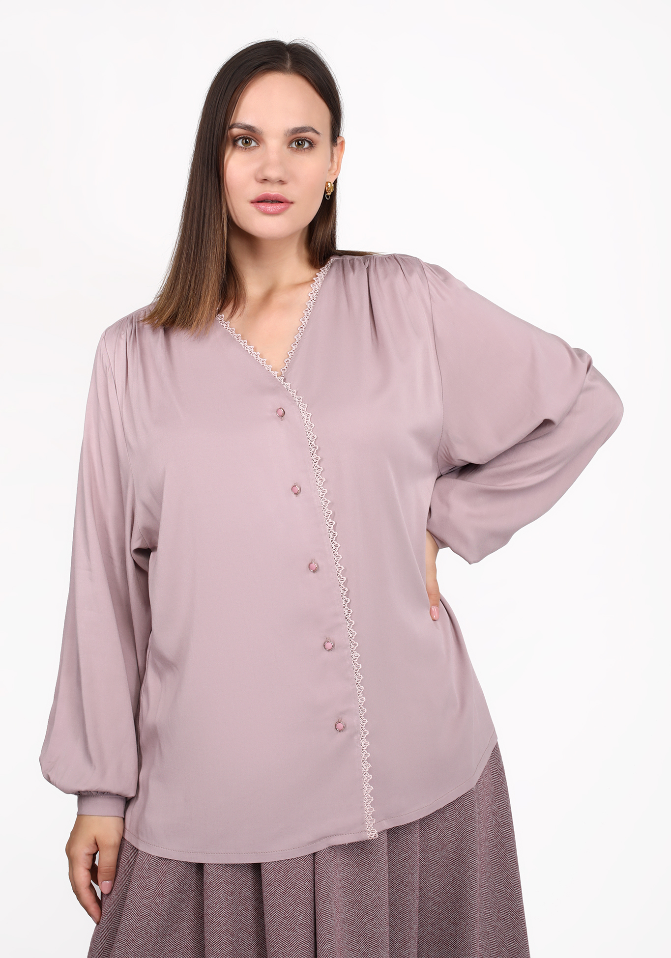 Блуза с V-образным вырезом и кружевом блуза с кружевом однотонная