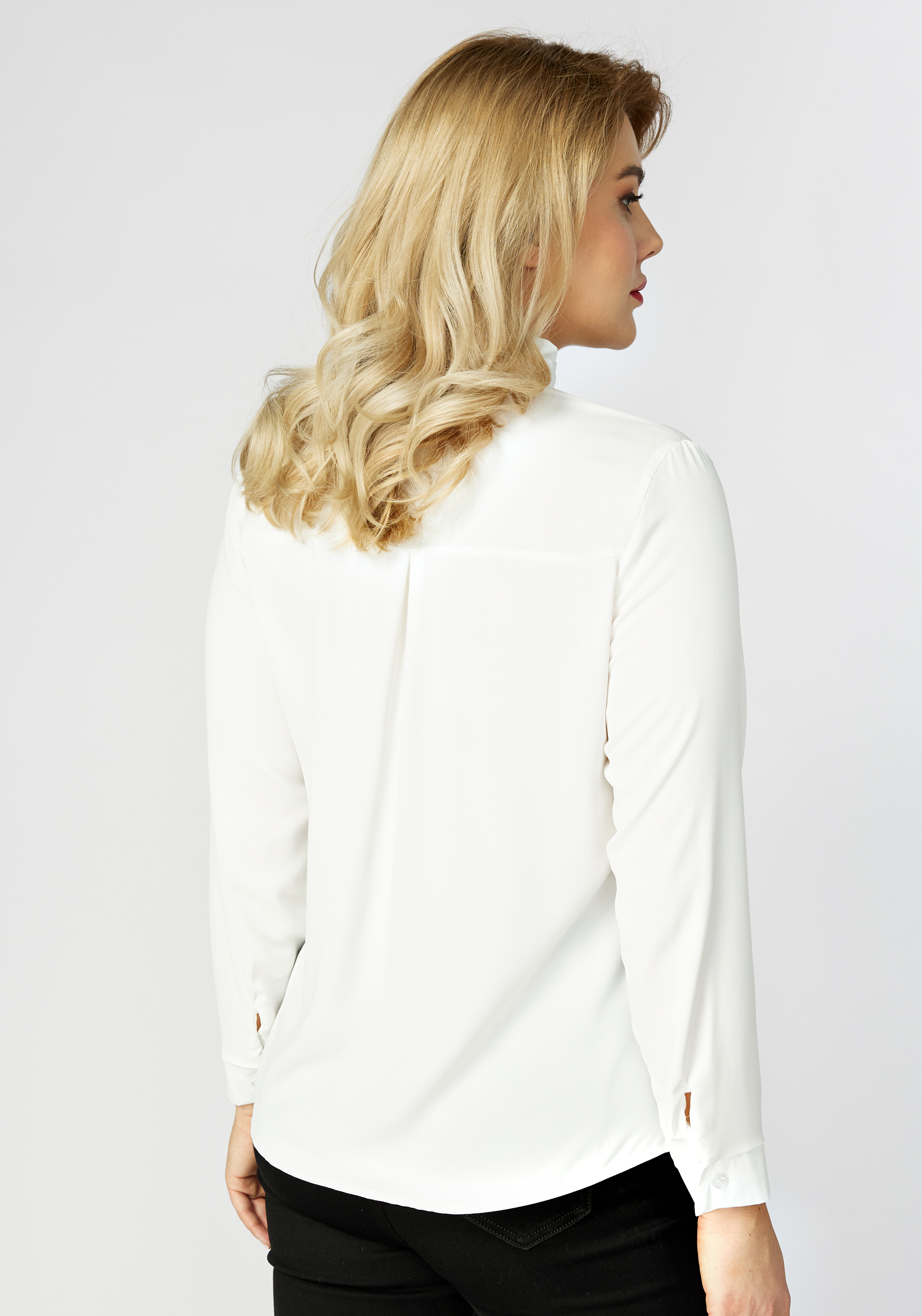 Блуза с длинным рукавом и бантом «Ксения», цвет белый, размер 50 - фото 4