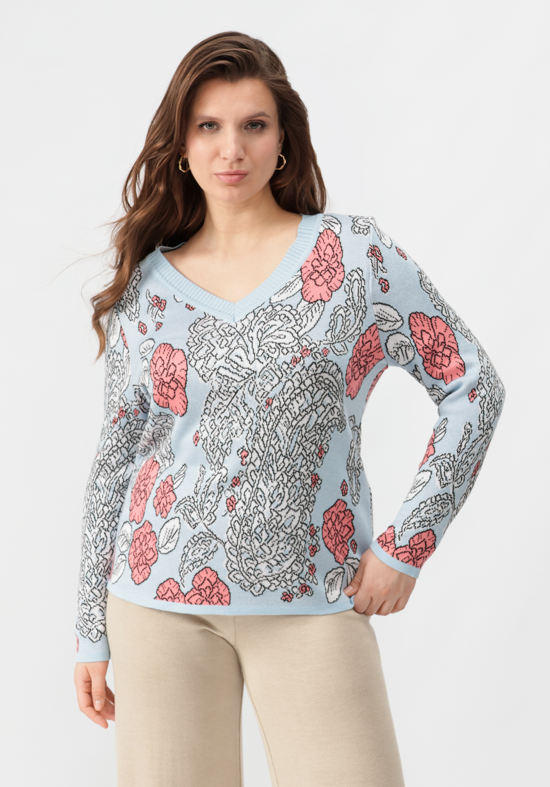 Пуловер с V-образным вырезом, цветным принтом жен пуловер дилара белый р 52 54