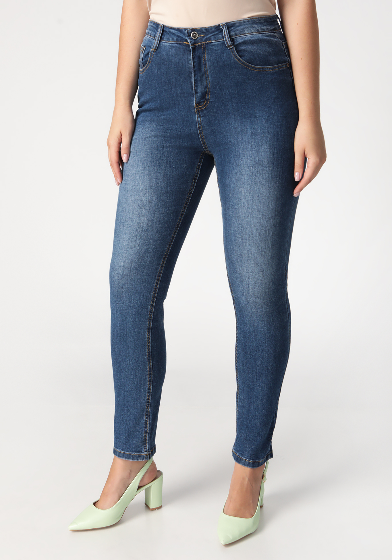 Джинсы "Вечная классика", цвет джинсовый, размер 54