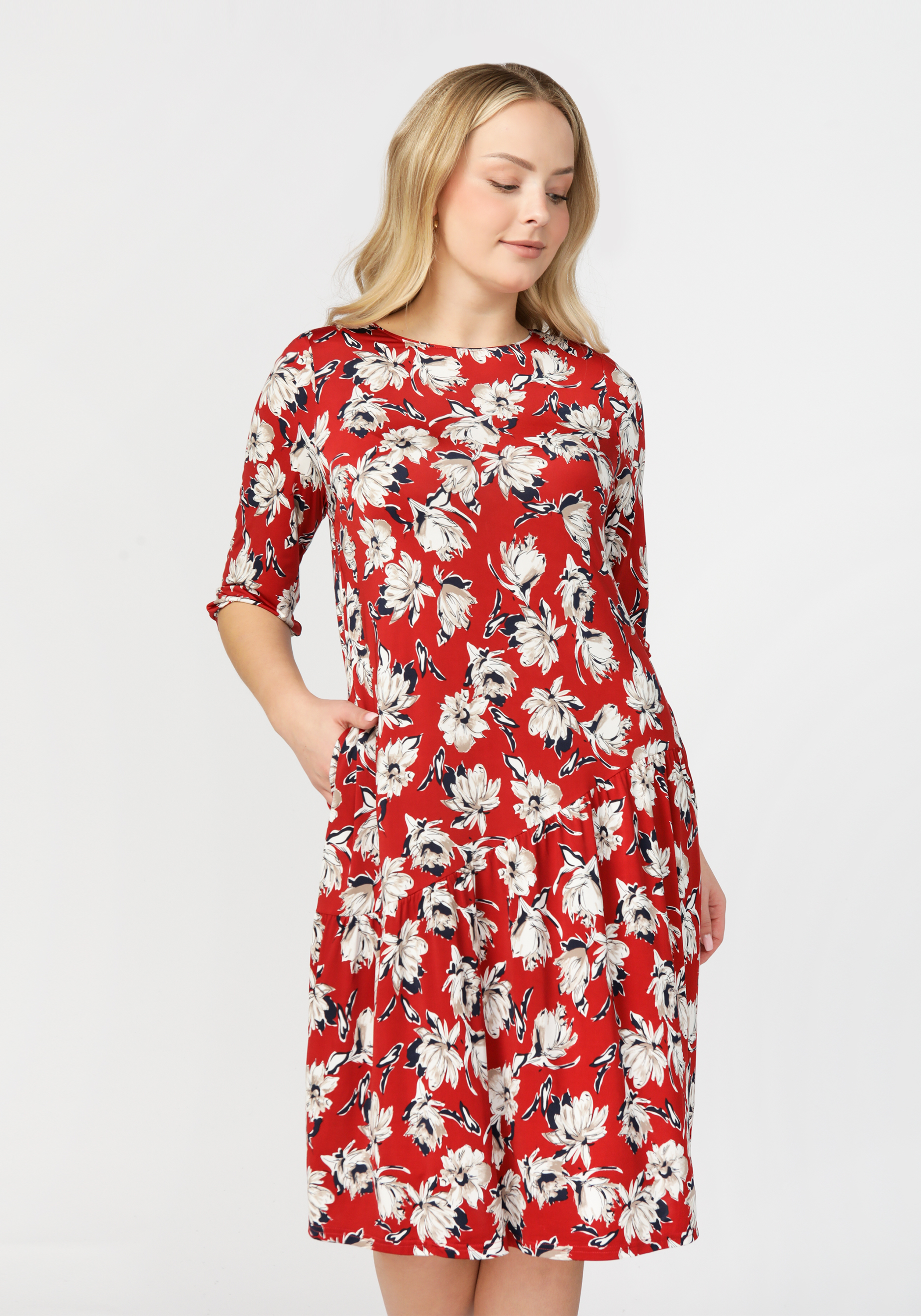 Платье "Очаровательный взгляд" Sakton, цвет красный, размер 52 - фото 1