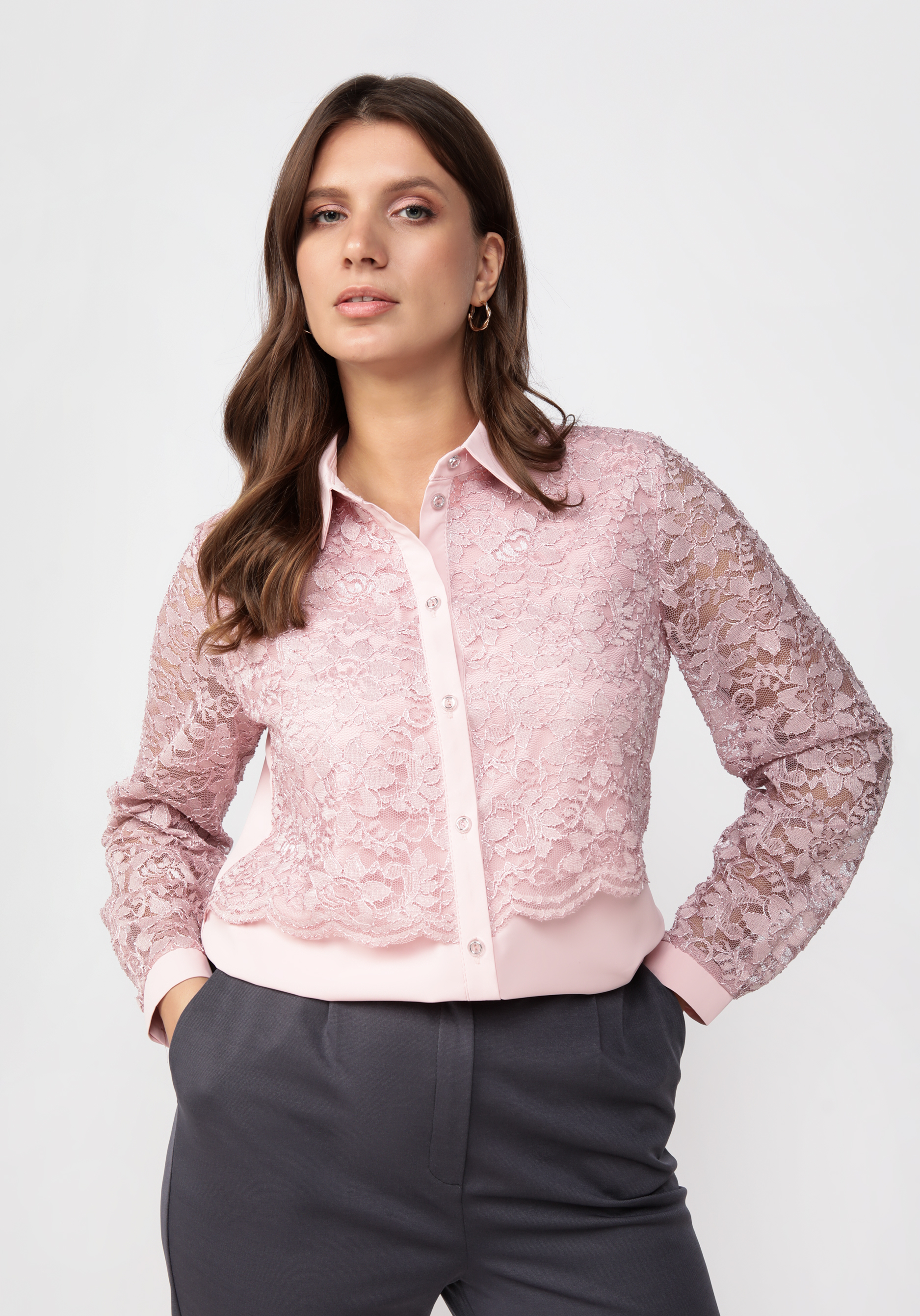 Блуза с ажурным кружевом прямого силуэта блуза с аппликационным кружевом