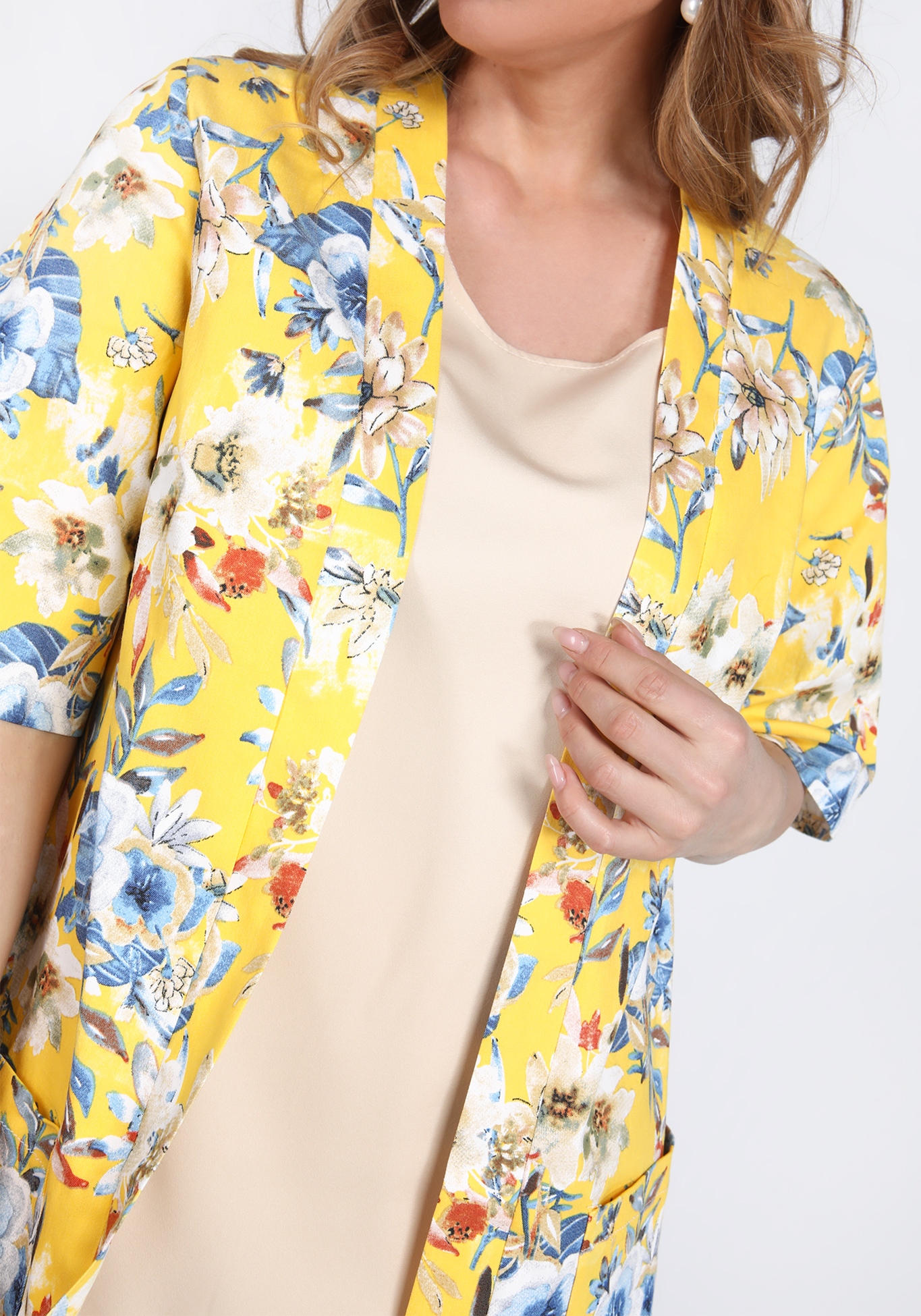 Костюм тройка: Жакет, блуза и брюки Bianka Modeno, размер 50, цвет желто-бежевый прямая модель - фото 7